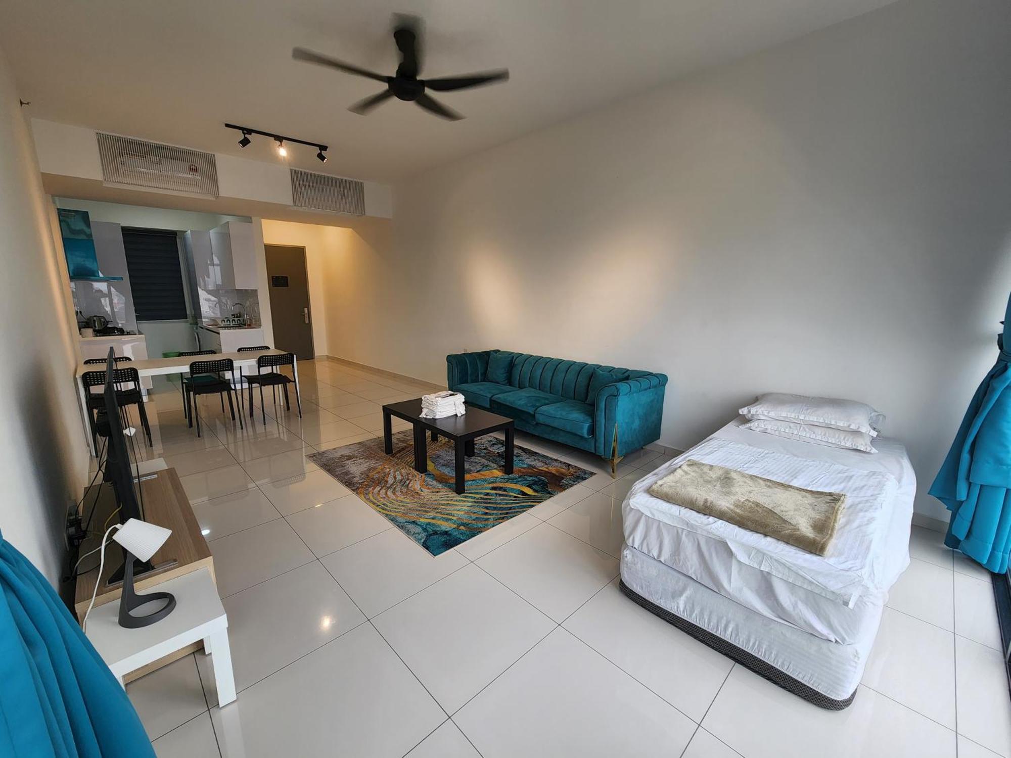 Beacon Executive Suites George Town Exterior foto
